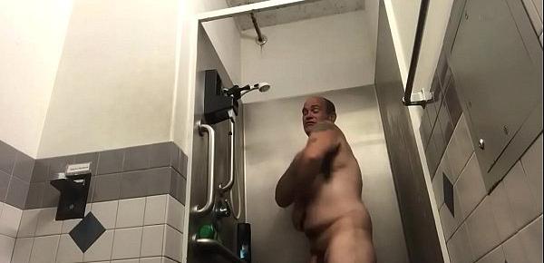  Public shower